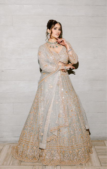 Mani Lehenga
